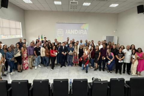 Jandira lança programa para fortalecer famílias e prevenir riscos