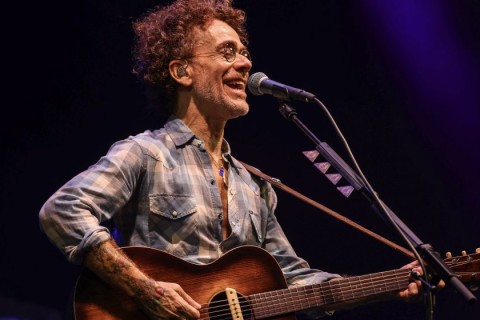 Nando Reis faz estreia no Arraiá Barueri na segunda-feira (23)